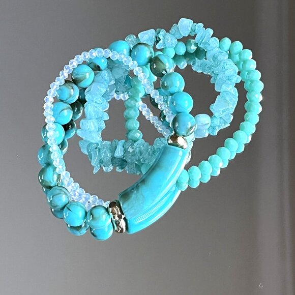 Charmze Stackable Set of Four Stretch Beaded Bracelets Artisan Handmade - Picture 3 of 4